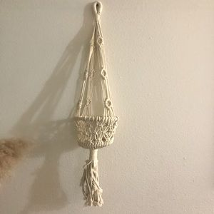 2 macrame plant hangers